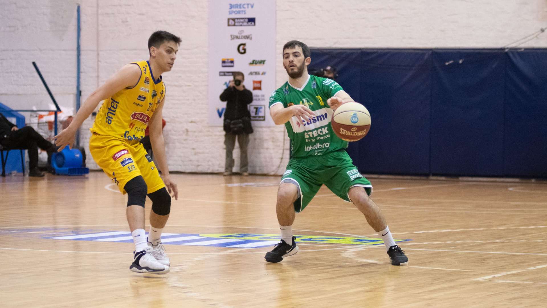 The Unión Atlética vs Colón Basket El Metro Uruguay match will be held on September 13, 8:45 PM (Uruguay Time) and September 14, 5:15 AM (Indian Time).