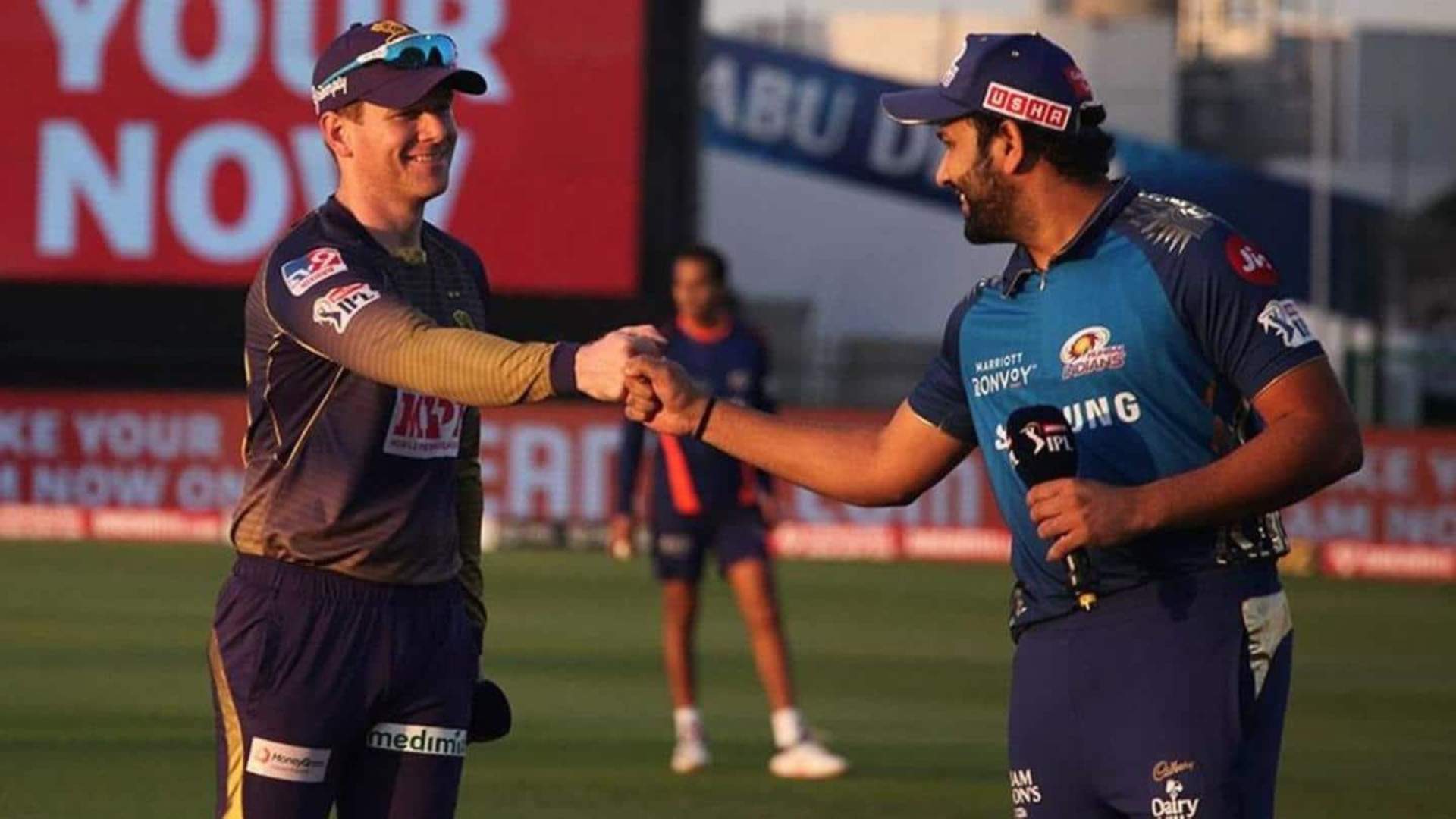 Eoin Morgan and Rohit Sharma in a file photo. (Image credit: Twitter)