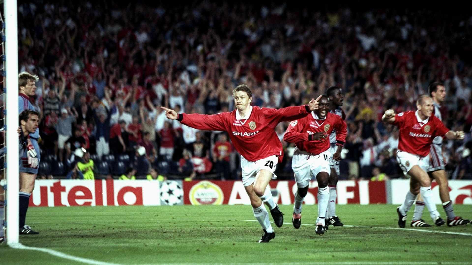 Ole Gunnar Solskjaer celebrates his dramatic late goal against Bayern Munich in the 1999 Champions League final; Credit: FIFA.com Twitter