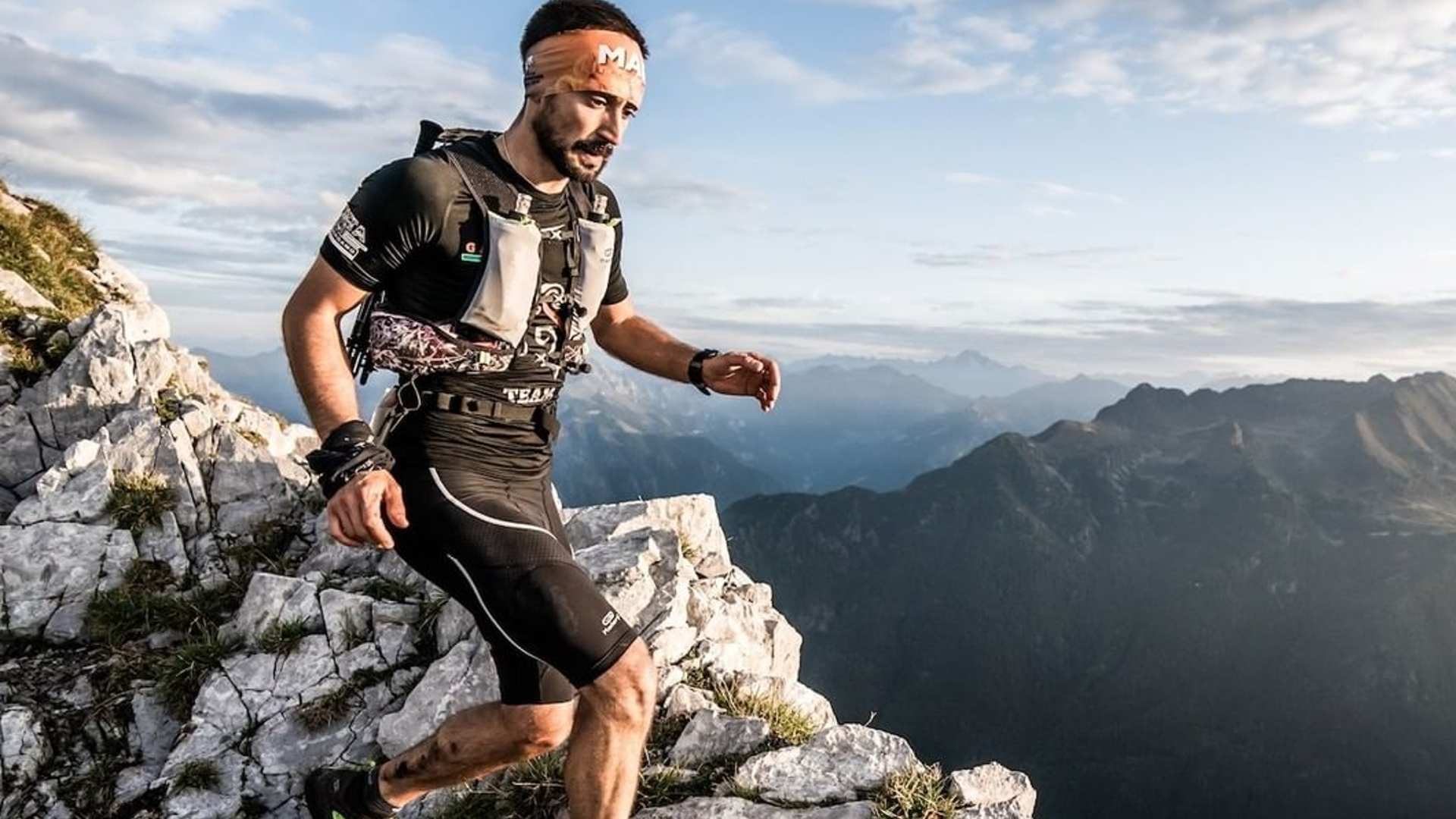 A Skyrunner on the Italian mountains (Credits- Skyrunning Federation/Instagram)